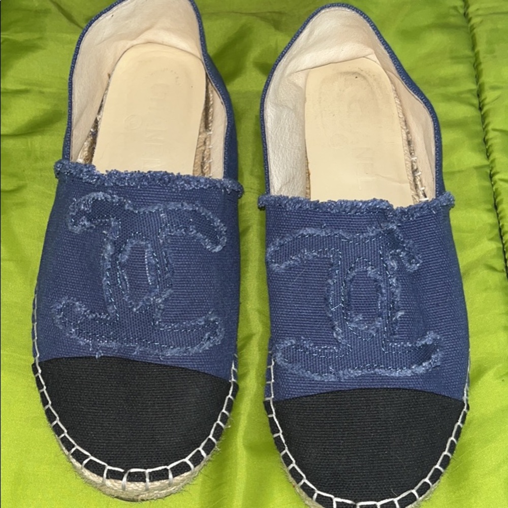Chanel Blue Black Denim Espadrilles (7.5)